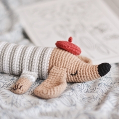 Hotdog the Dachshund amigurumi pattern by FireflyCrochet