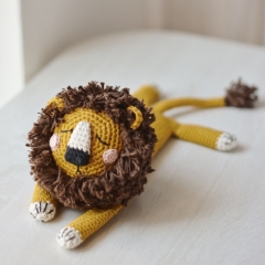 Muffin the Lion amigurumi by FireflyCrochet
