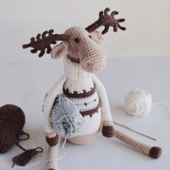 Richard the Moose amigurumi by FireflyCrochet