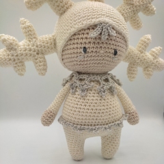 Ada the Snowflake Doll amigurumi by IwannaBeHara
