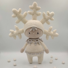 Ada the Snowflake Doll amigurumi pattern by IwannaBeHara