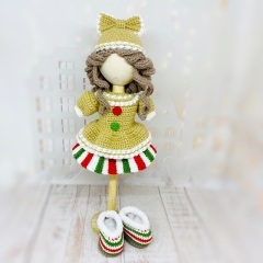 December outfit amigurumi by Fluffy Tummy