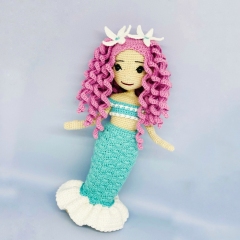 Miss Mermaid amigurumi pattern by Fluffy Tummy