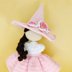 Witch Outfit amigurumi pattern by Fluffy Tummy