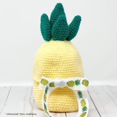 Pineapple Louie amigurumi pattern by Whimsical Yarn Creations