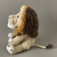 King of the Jungle amigurumi by CrochetThingsByB