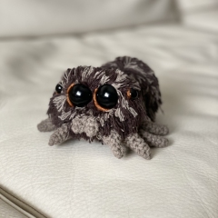 Spider amigurumi pattern by CrochetThingsByB