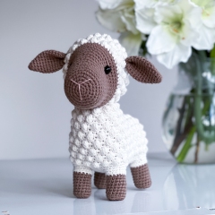 Ebony the sheep amigurumi by Handmade by Halime