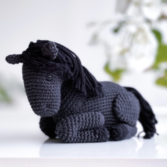 Nayla the horse amigurumi pattern by Handmade by Halime