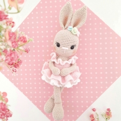 Belle the Ballerina Bunny amigurumi pattern by Sarah's Hooks & Loops