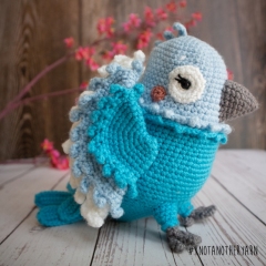 Bluebelle the Spix Macaw amigurumi pattern by Knotanotheryarn