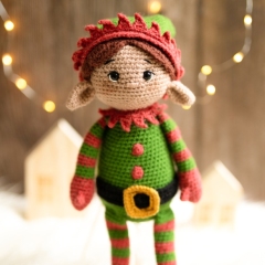 Larry the Christmas Elf amigurumi by Knotanotheryarn