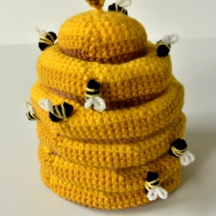 Beehive amigurumi pattern by The Flying Dutchman Crochet Design