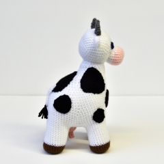 Cow amigurumi pattern by The Flying Dutchman Crochet Design