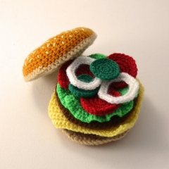 Hamburger amigurumi pattern by The Flying Dutchman Crochet Design