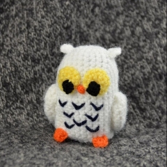 Henry the Snowy Owl amigurumi pattern by The Flying Dutchman Crochet Design