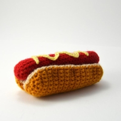 Hotdog  amigurumi pattern by The Flying Dutchman Crochet Design