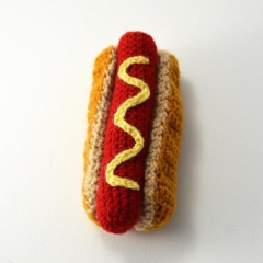 Hotdog  amigurumi by The Flying Dutchman Crochet Design