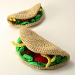 Large and Small Taco amigurumi pattern by The Flying Dutchman Crochet Design
