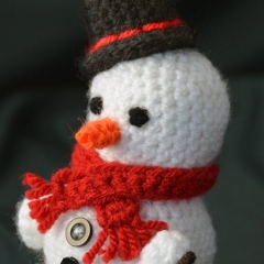Little Snowman amigurumi pattern by The Flying Dutchman Crochet Design