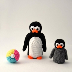 Penguin Set with Beach Ball amigurumi by The Flying Dutchman Crochet Design