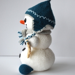 Peruvian Snowman amigurumi pattern by The Flying Dutchman Crochet Design