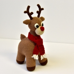 Red Nosed Reindeer Amigurumi amigurumi by The Flying Dutchman Crochet Design