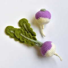 Turnip amigurumi by The Flying Dutchman Crochet Design
