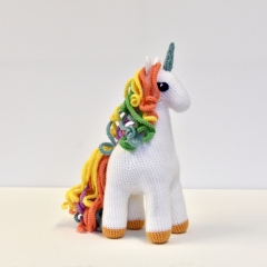 Unicorn! amigurumi by The Flying Dutchman Crochet Design