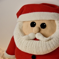 XXL Santa Claus amigurumi pattern by The Flying Dutchman Crochet Design