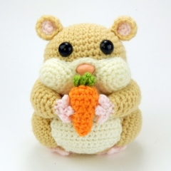 Hamish the Hamster amigurumi pattern by Janine Holmes at Moji-Moji Design