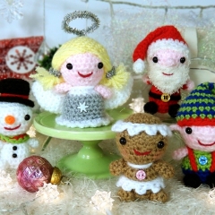 Minimals - Itsy Bitsy Christmas amigurumi pattern by Janine Holmes at Moji-Moji Design