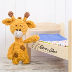Gladys the Giraffe amigurumi by One and Two Company