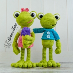 Kelly the Frog amigurumi pattern by One and Two Company