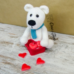 Parker the Polar Bear amigurumi pattern by One and Two Company