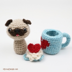 Valentine Pug In A Mug amigurumi by Emi Kanesada (Enna Design)