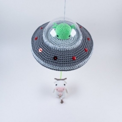 Flying Saucer Musical Toy amigurumi by Lalylala