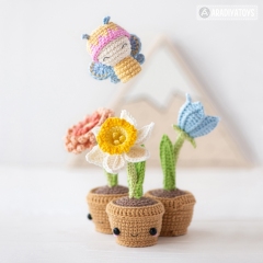 Flower Garden ('Mini Kingdom') amigurumi by AradiyaToys