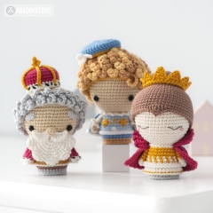 Royal Family ('Mini Kingdom') amigurumi by AradiyaToys