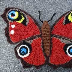 Peacock Butterfly amigurumi by MieksCreaties