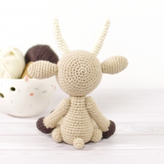 Small Deer amigurumi pattern by Kristi Tullus
