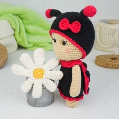 Mary the Ladybug (LittleFriends Collection) amigurumi pattern by DioneDesign