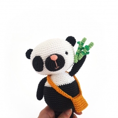 Paci the Panda amigurumi by airali design
