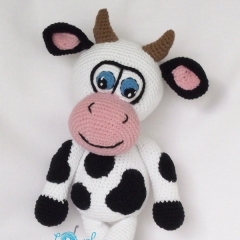 Lovely Cow amigurumi pattern by Lovely Baby Gift
