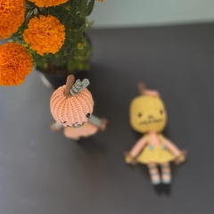 Pumpkin girl amigurumi by Los sospechosos