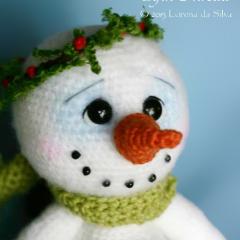 Chubby Snowman amigurumi pattern by Elfin Thread