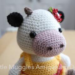 Clementine the cow amigurumi by Little Muggles