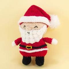 Little Santa Claus amigurumi pattern by Snacksies Handicraft Corner