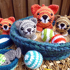 Basket of Kitties amigurumi pattern by Janine Holmes at Moji-Moji Design