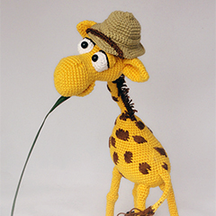 Geoffrey the giraffe amigurumi by IlDikko